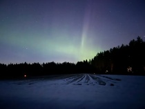 Revontulien leikkiä (Kuva Hanna M)