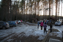 Porukkaa alkaa kerääntyä lähtöä varten