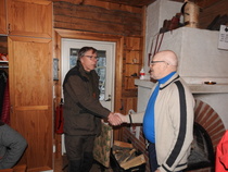 Lakeuden latdun Esko Vieri onnitteluvuorossa.